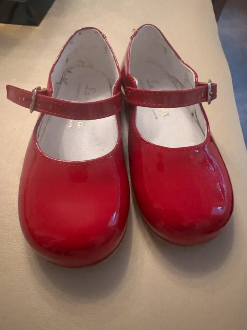 La Coqueta Red Patent Leather Mary Jane Baby Shoes EU 23